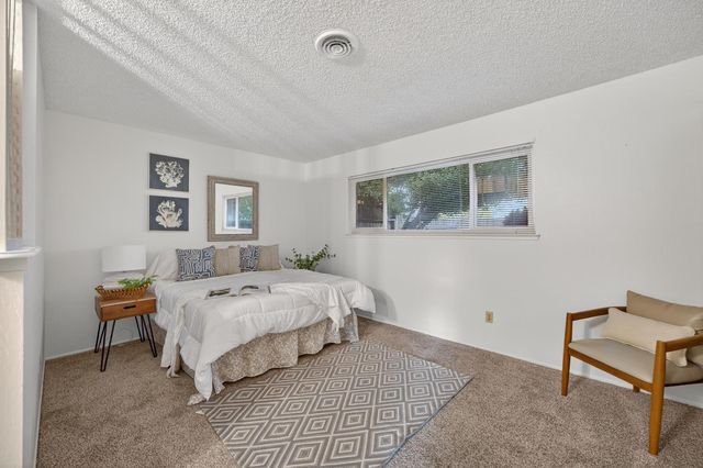 9723 Parktree Way, Elk Grove, CA 95624