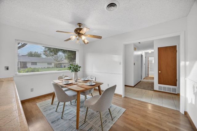 9723 Parktree Way, Elk Grove, CA 95624