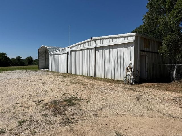 279 Hcr 1367, Hillsboro, TX 76645