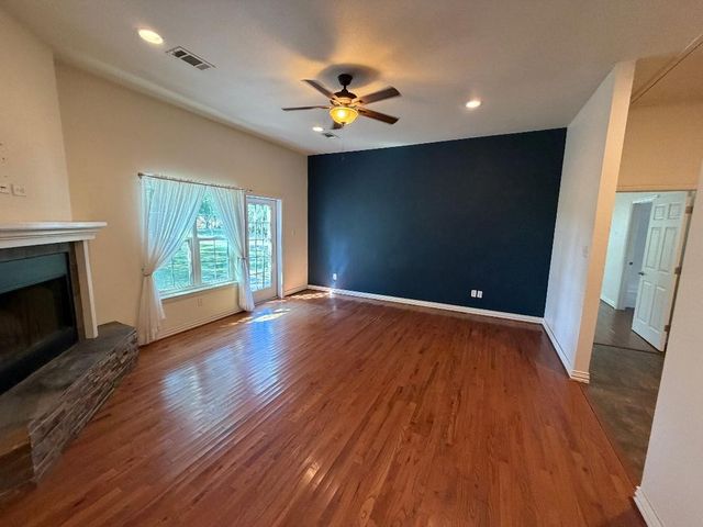 279 Hcr 1367, Hillsboro, TX 76645