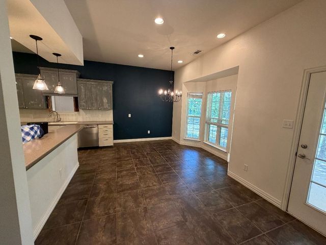 279 Hcr 1367, Hillsboro, TX 76645