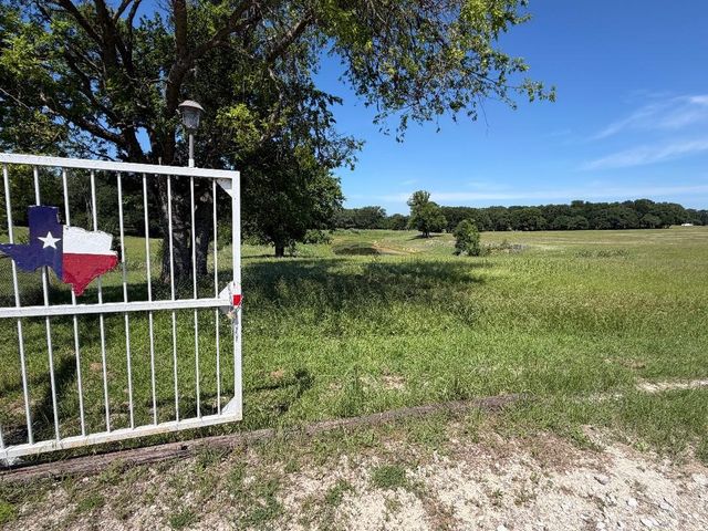 279 Hcr 1367, Hillsboro, TX 76645