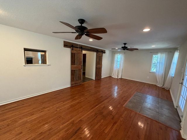 279 Hcr 1367, Hillsboro, TX 76645