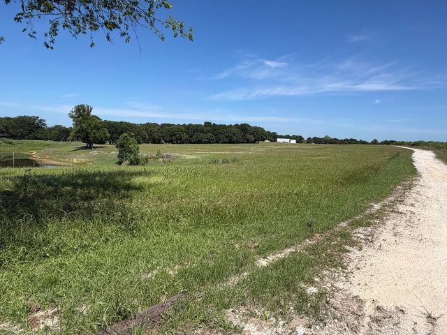 279 Hcr 1367, Hillsboro, TX 76645