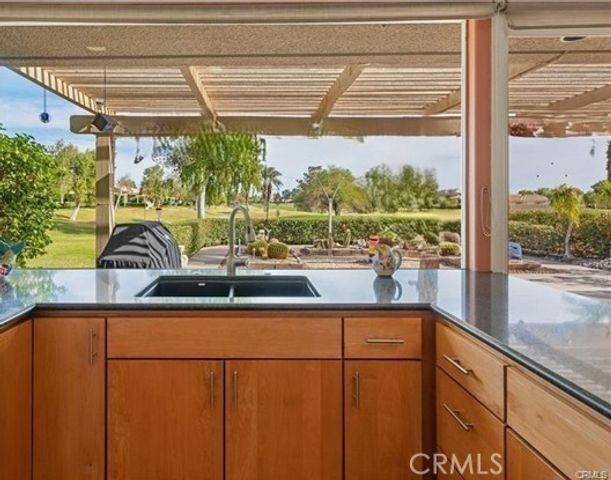 21 Colonial, Rancho Mirage, CA 92270