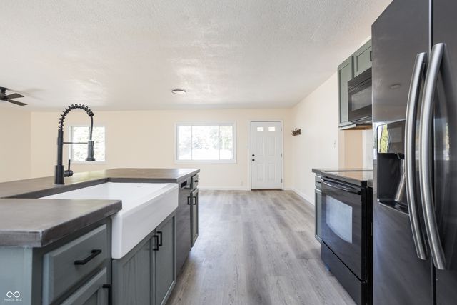 613 Barrett Street, Danville, IN 46122