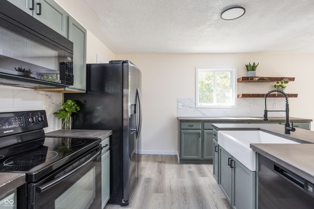 613 Barrett Street, Danville, IN 46122