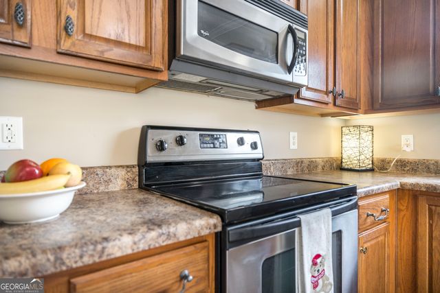 303 Gray Fox Crossing, Bonaire, GA 31005