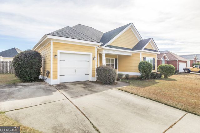 303 Gray Fox Crossing, Bonaire, GA 31005