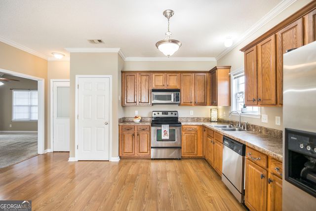 303 Gray Fox Crossing, Bonaire, GA 31005