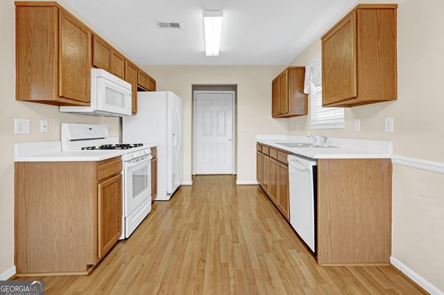 313 Harris Avenue, Locust Grove, GA 30248