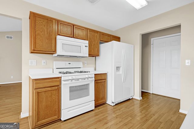 313 Harris Avenue, Locust Grove, GA 30248