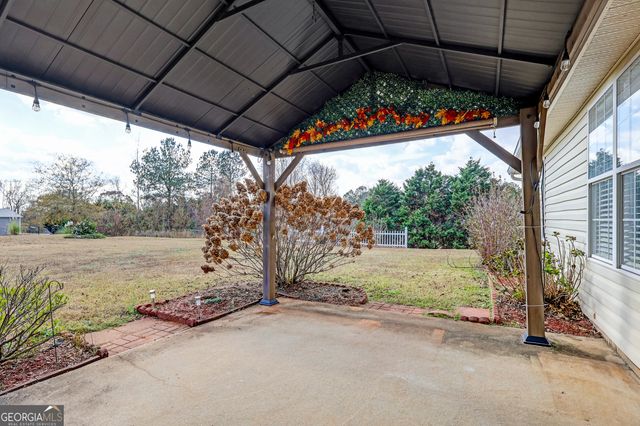 313 Harris Avenue, Locust Grove, GA 30248