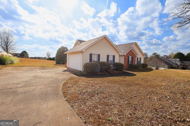 313 Harris Avenue, Locust Grove, GA 30248