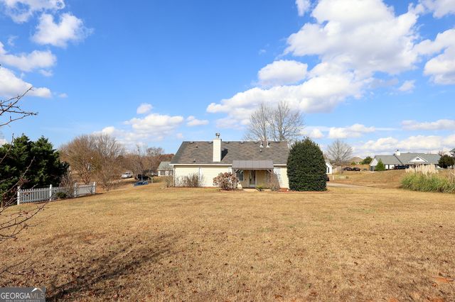 313 Harris Avenue, Locust Grove, GA 30248