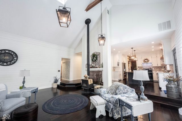 13248 Fairwood Drive, Mccordsville, IN 46055