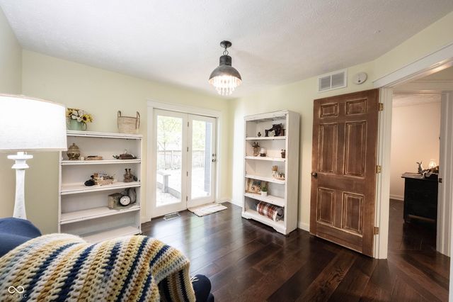 13248 Fairwood Drive, Mccordsville, IN 46055