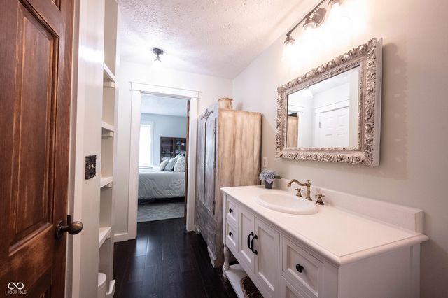 13248 Fairwood Drive, Mccordsville, IN 46055