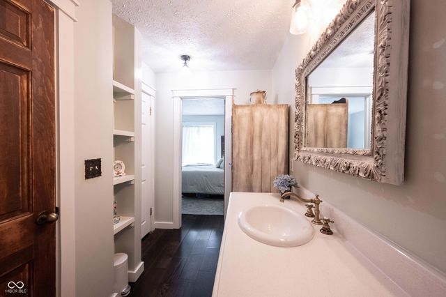 13248 Fairwood Drive, Mccordsville, IN 46055