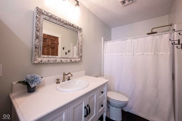 13248 Fairwood Drive, Mccordsville, IN 46055