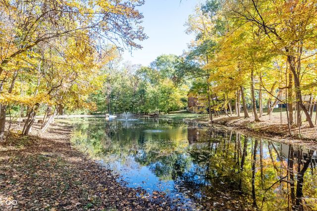 13248 Fairwood Drive, Mccordsville, IN 46055