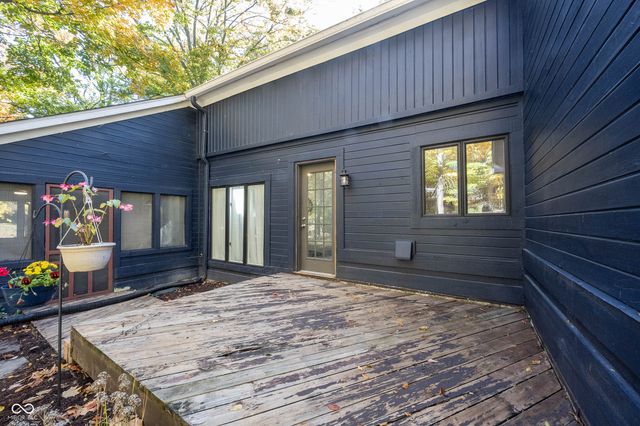 13248 Fairwood Drive, Mccordsville, IN 46055
