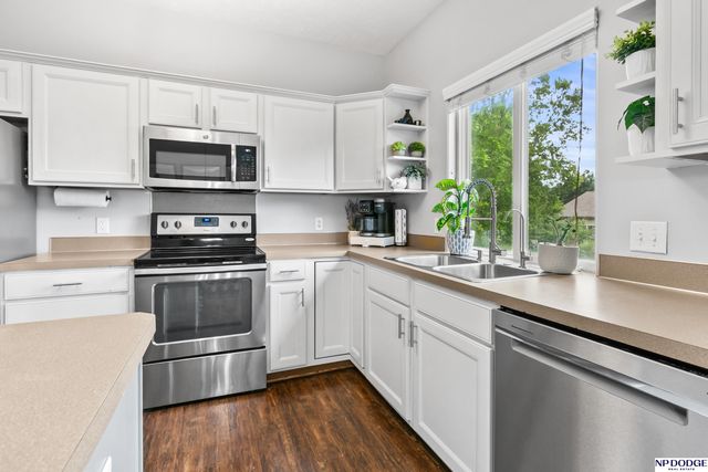 18915 K Street, Omaha, NE 68135