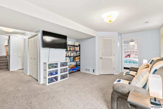 18915 K Street, Omaha, NE 68135