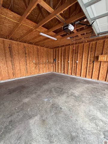 204 Charlotte St, Salem, KY 42078