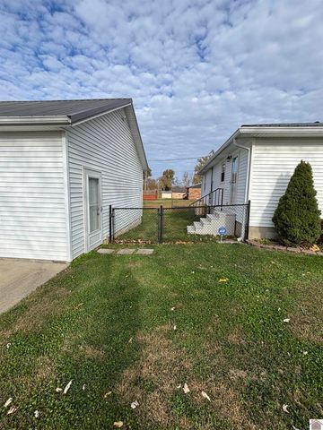 204 Charlotte St, Salem, KY 42078