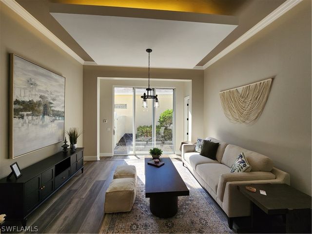 3625 Olde Cottage LN, Bonita Springs, FL 34134