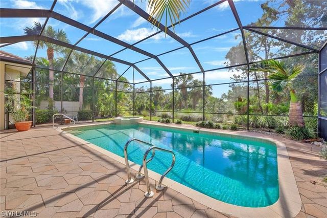 3625 Olde Cottage LN, Bonita Springs, FL 34134