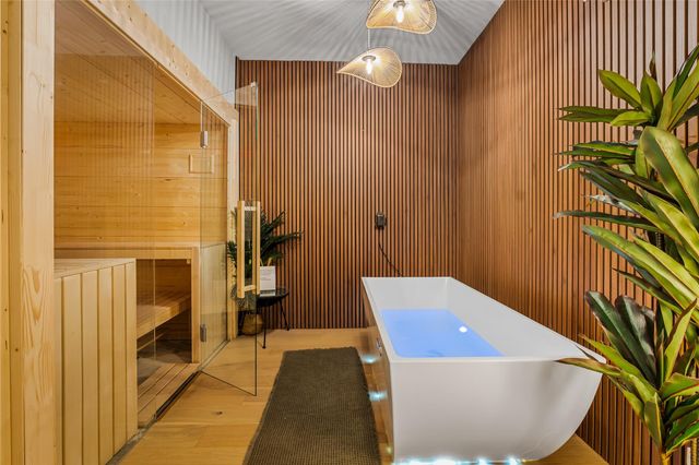 2505 Thornton RD 1105, Austin, TX 78704