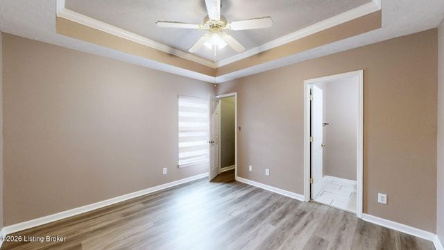 5300 Carolina Crossings Way 101, Louisville, KY 40219