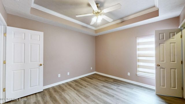 5300 Carolina Crossings Way 101, Louisville, KY 40219