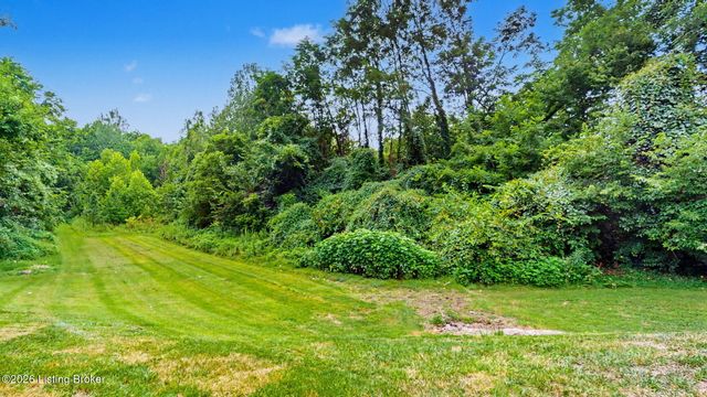 5300 Carolina Crossings Way 101, Louisville, KY 40219