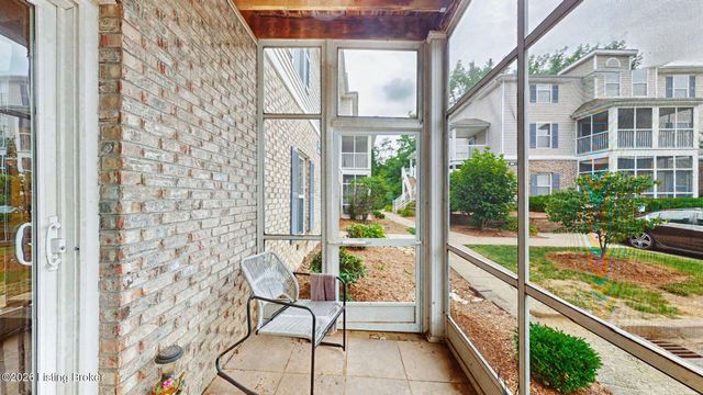 5300 Carolina Crossings Way 101, Louisville, KY 40219