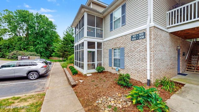 5300 Carolina Crossings Way 101, Louisville, KY 40219