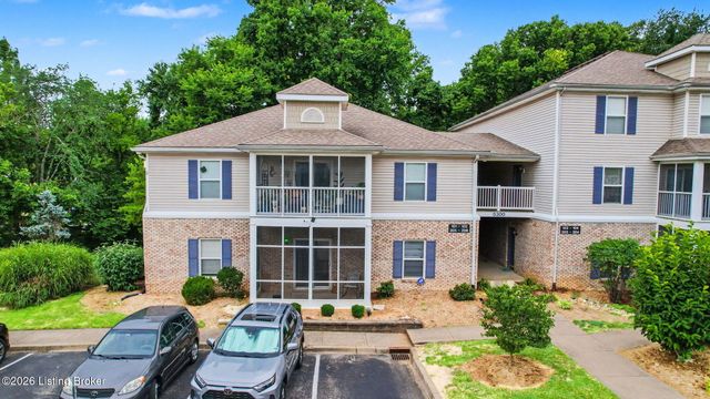5300 Carolina Crossings Way 101, Louisville, KY 40219