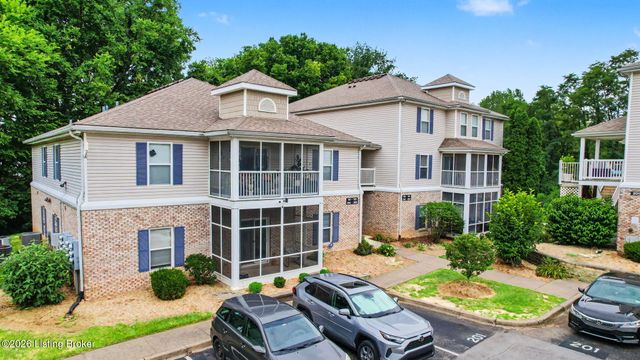 5300 Carolina Crossings Way 101, Louisville, KY 40219
