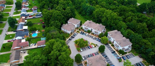 5300 Carolina Crossings Way 101, Louisville, KY 40219