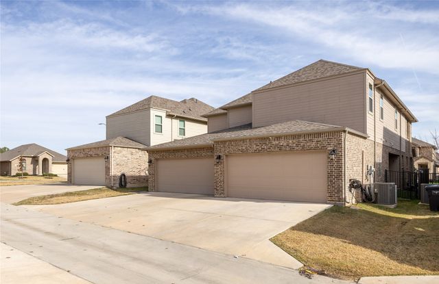 6709 Windlord Drive, Fort Worth, TX 76179