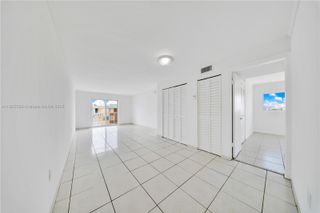 7830 Dickens Ave 504, Miami Beach, FL 33141
