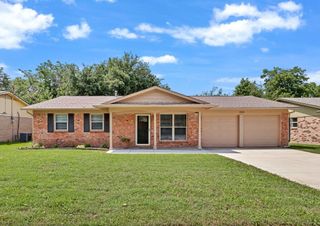 6024 Deborah Lane, Watauga, TX 76148