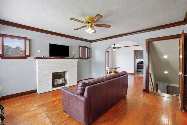 144 N Michigan Avenue, Hobart, IN 46342