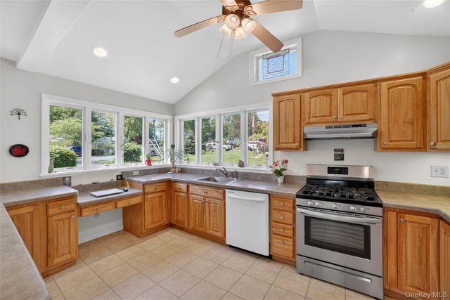 46 Cardoza Avenue, Mohegan Lake, NY 10567