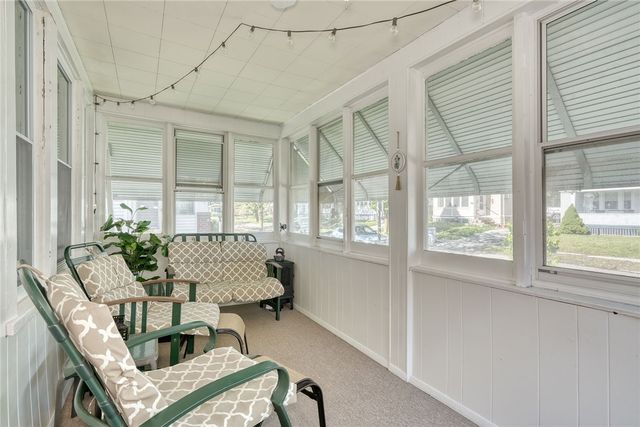 38 Mapledale Street, Rochester, NY 14609