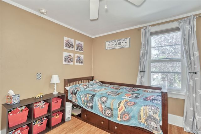 38 Mapledale Street, Rochester, NY 14609