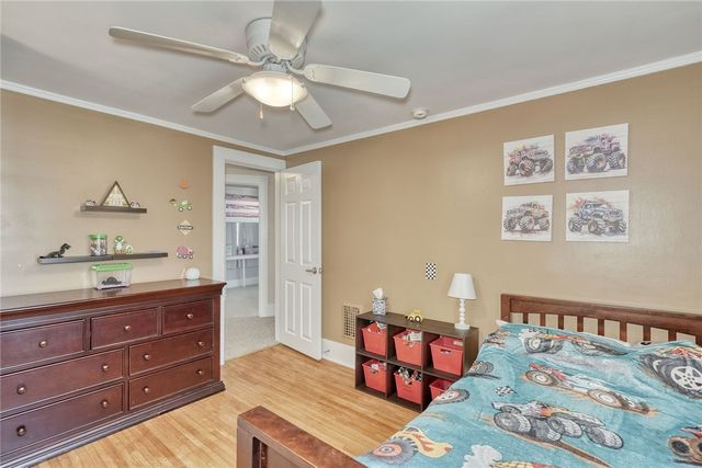 38 Mapledale Street, Rochester, NY 14609