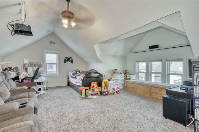 38 Mapledale Street, Rochester, NY 14609